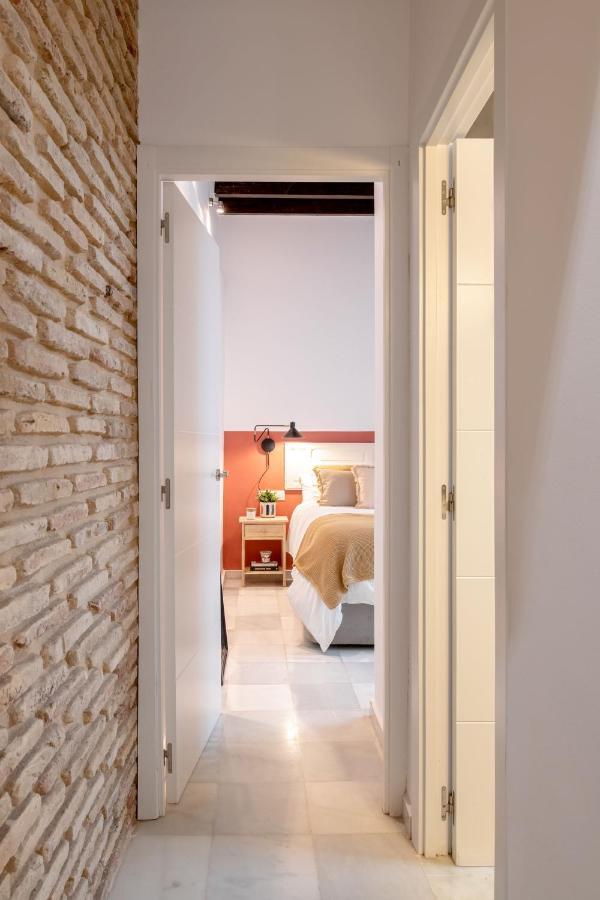 Home2Book Amelia'S Pottery, Triana Sevilla Buitenkant foto